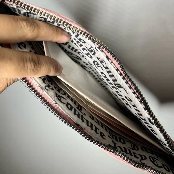 Juicy Couture Dusty Pink Large Wristlet/Wallet - Picture 7 of 9